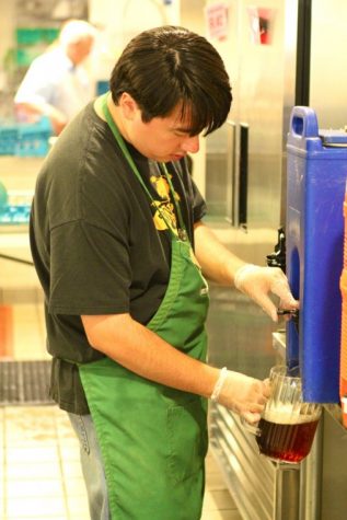 WuCrew brings students, faculty and staff together to volunteer across Wichita