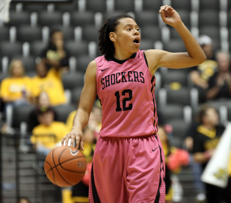 Jessica+Diamond+dribbles+the+ball+up+court+against+Kansas+State+earlier+in+the+season.%C2%A0%0A