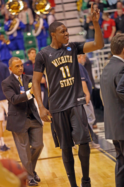Cleanthony+Early+waves+to+the+Wichita+State+fans+in+attendance+following+the+teams+win+over+Pittsburgh+on+Thursday.%C2%A0%0A
