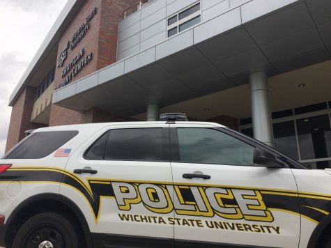 University Police investigate a robbery Thursday inside the Commerce Bank at the Rhatigan Student Center.