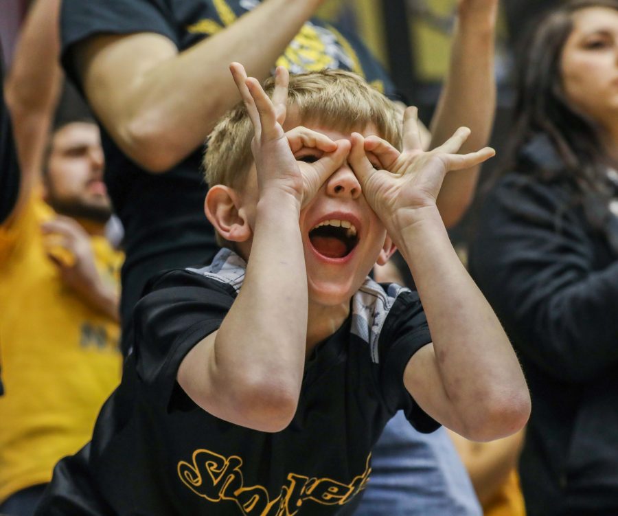 A young fan celebrates a three-pointer during Wichita States win over Southern Illinois. (Jan. 24, 2017)