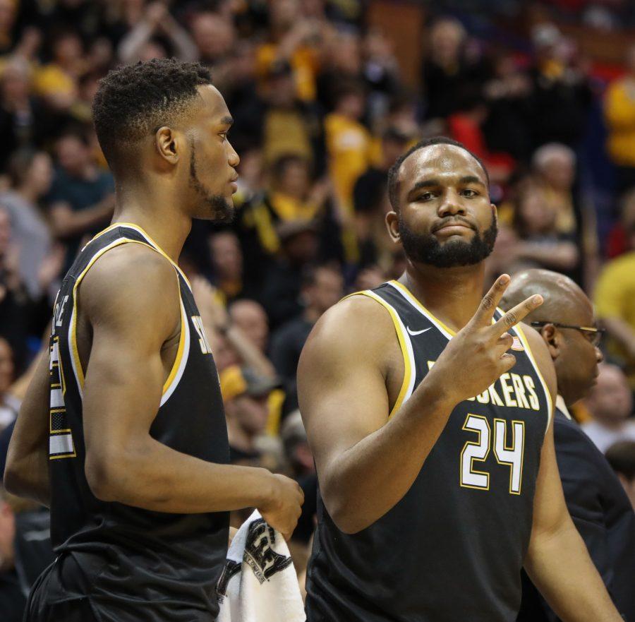 Wichita State’s Shaquille Morris (24) poses for the photographers.