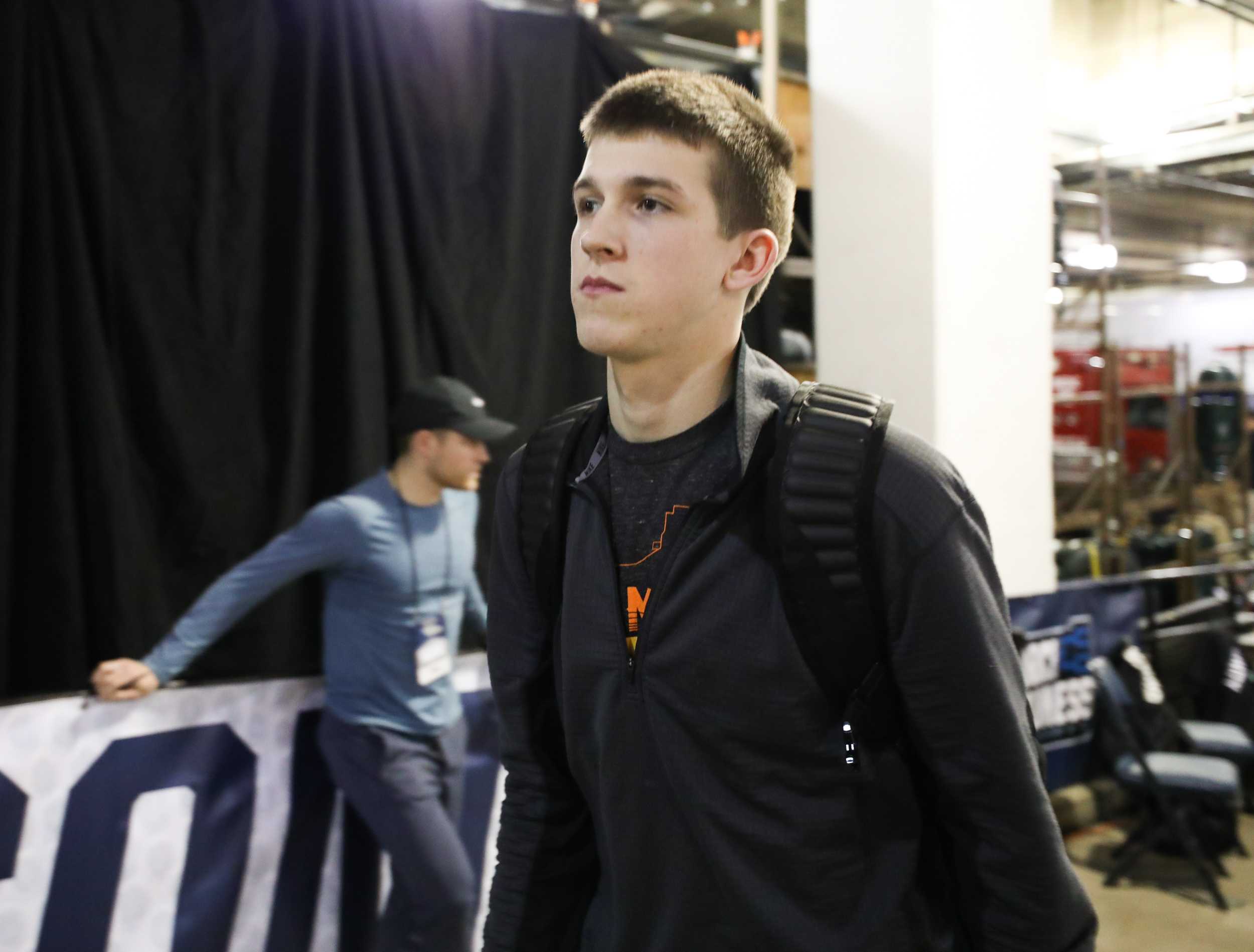 Wichita State’s Austin Reaves enters Bankers Life Fieldhouse in Indianapolis before Wichita State's NCAA Tournament game against Dayton. (Mar. 17, 2017)