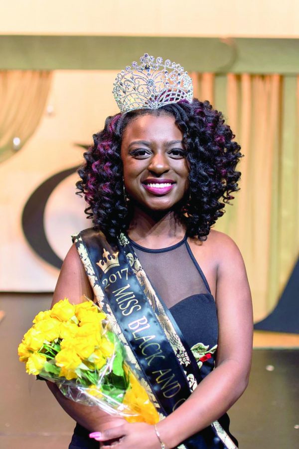 Sophomore Mia Riley was crowned queen of Miss Black and Gold 2017.