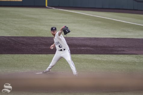 WSU upsets No. 1 seed East Carolina in first round of AAC Tournament