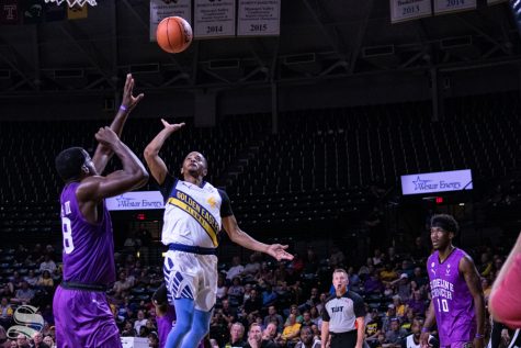 TBT: Golden Eagles win Wichita Regional