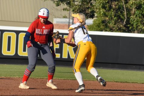 Shockers continue fall success with blowout win against Seminole State