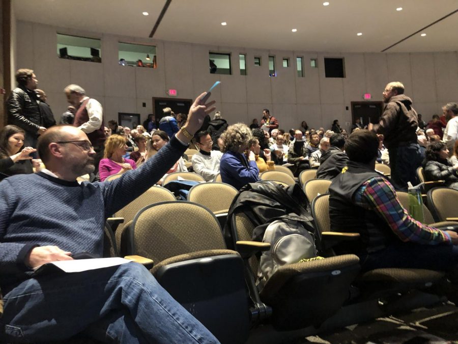 Faculty vote on a proposed gen ed revision at the General Faculty meeting on Nov. 11 in the CAC Theater.