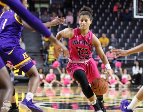 WSU women snap 3-game losing streak with a tight victory over East Carolina