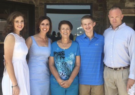 Wichita State sophomore Sydney Wyatt (left) poses with her family. Wyatt recently returned from studying abroad at the University of Chester in England.