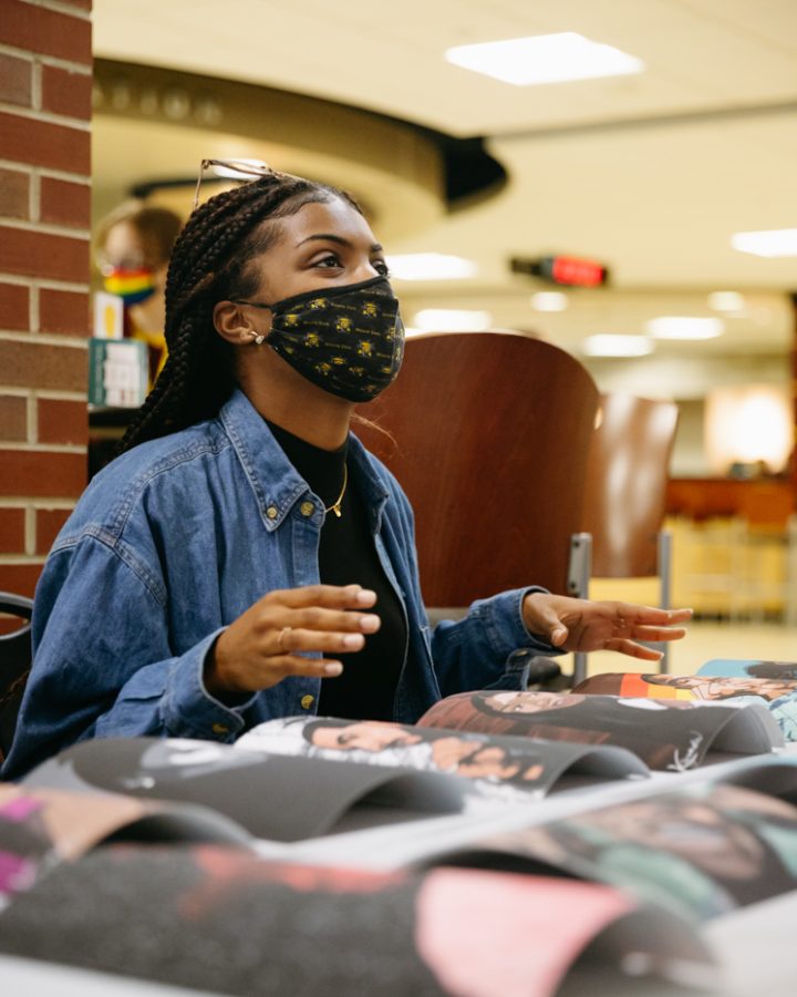 Entrepreneurship junior Kynnedy Moore was one of many students showing their artworks during Dia de los muertos in the RSC on Nov 2. The event was hosted by the Office of Diversity and Inclusion.