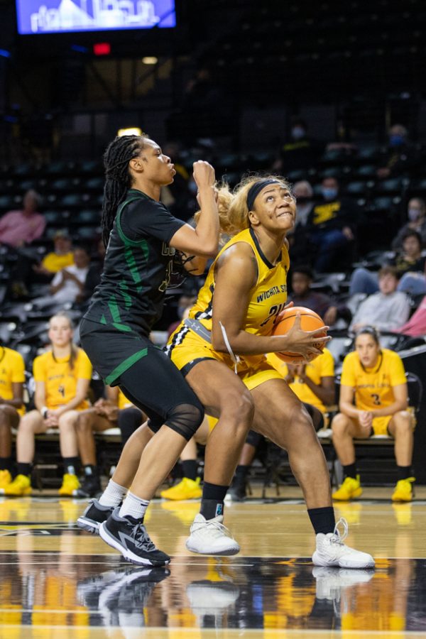 Women’s Basketball picks up second straight road win