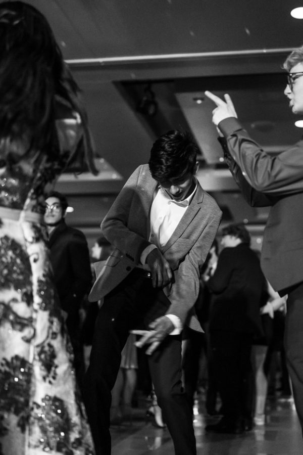 A student shows his moves during Fairmount Formal. The event was hosted by SAC on Feb 19 at the RSC.