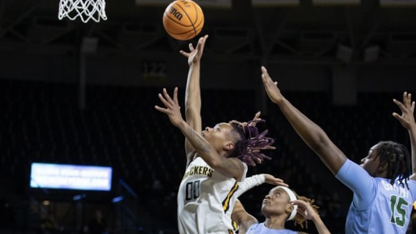 Womens Basketballs season ends with loss to Tulsa