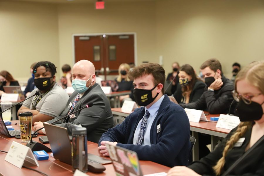 Senators listen to speakers during public forum at the student senate meeting on March 30, 2022.