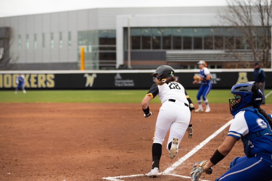 Sophomore Lauren Lucas sprints to first base during the matchup against Tulsa in Wilkins Stadium. Lucas finished the day with 2 hits and 1 RBI on Apr. 3.