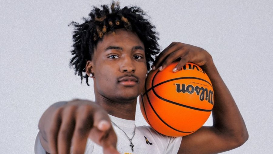 ‘Another home:’ Men’s basketball lands first high school commitment of 2022 recruiting class