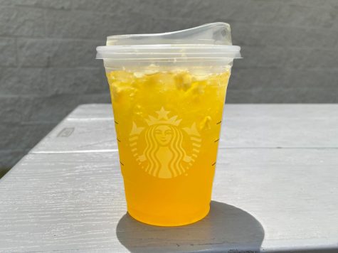 REVIEW: Starbucks welcomes you to paradise with two new fruity drinks