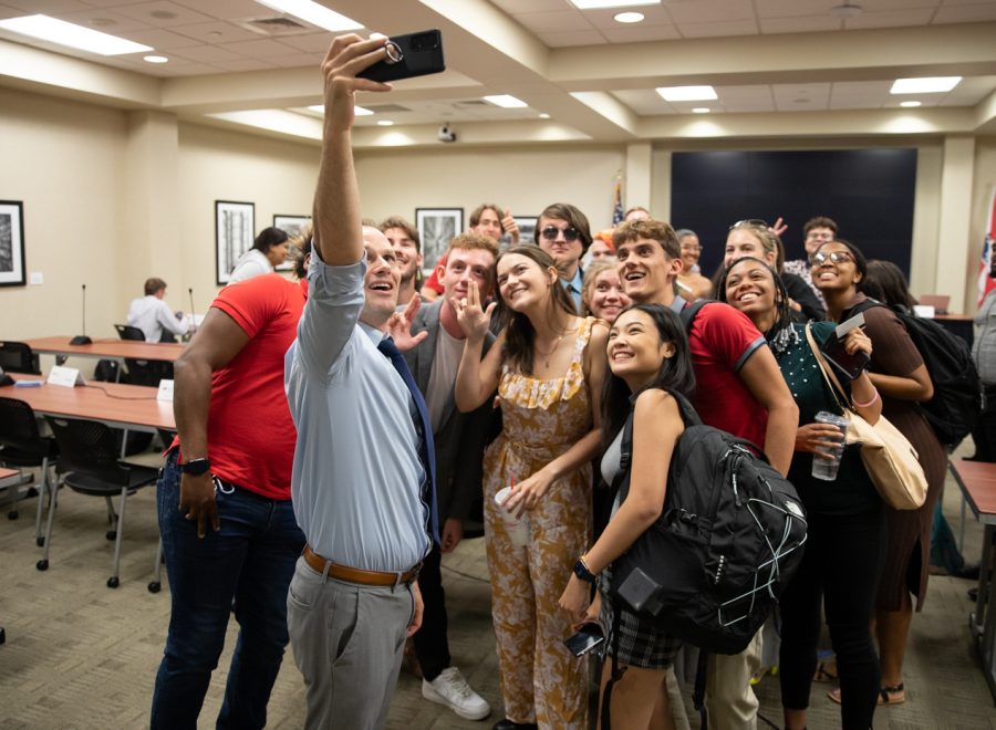 Mayor Brandon Whipple poses with members of the SGA Senate after speaking to the group on Aug. 31. Whipple spoke of his own time at SGA from when he attended WSU.