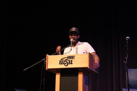 Diveristy Lecture Series speaker Kwame Onwuachi preches messages of self-confidence in the face of adversity to WSU students. Onwuachi, a Top Chef contestant, retold the lessons he learned from being a young, Black innovator in the culinary world.