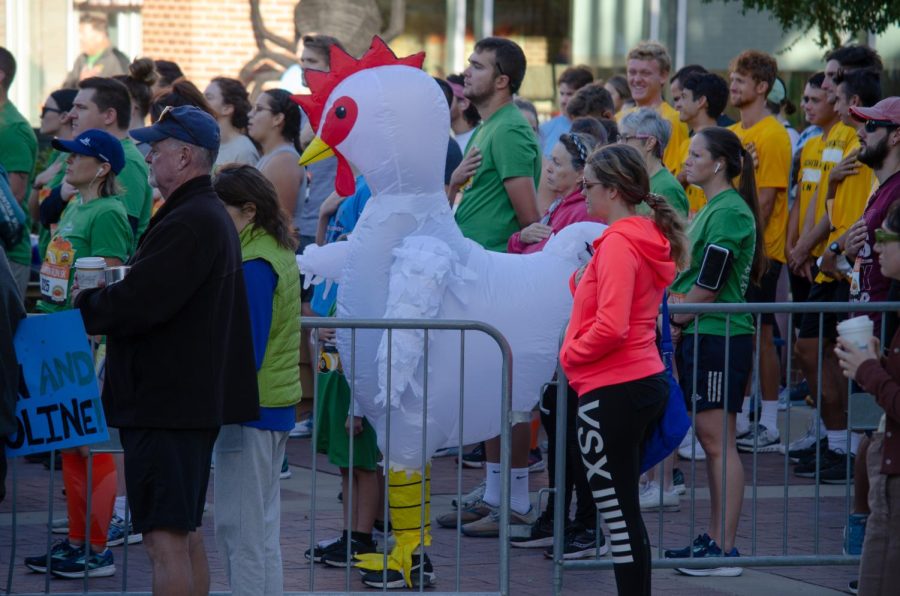 Pumpkin Run 5k contestant lines up in a chicken costume. On Oct. 22, Wichita State’s Campus Activities and Recreation hosted its annual Pumpkin Run fundraiser.