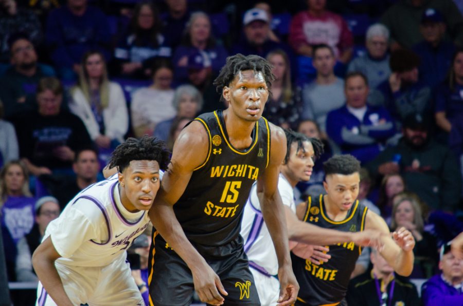 Sophomore+center+Quincy+Ballard+tries+to+get+open+on+offense.+On+Dec.+3%2C+Wichita+State+traveled+to+Manhattan+to+play+against+K-State%2C+losing+55-50.