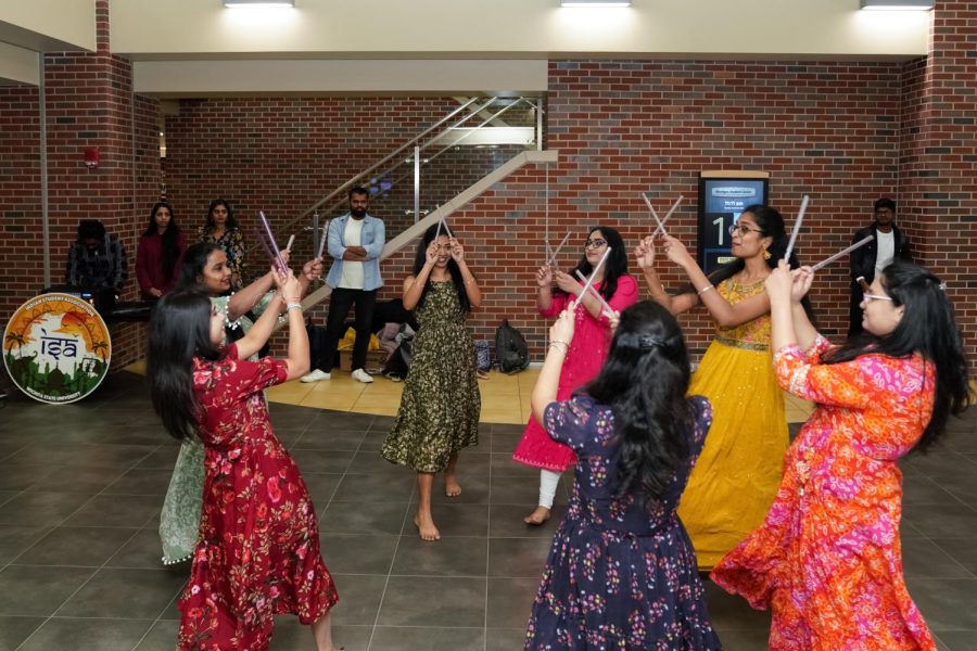 Indian Student Association dancers performs a flashmob to promote their event VASANTH at RSC on Mar. 28.