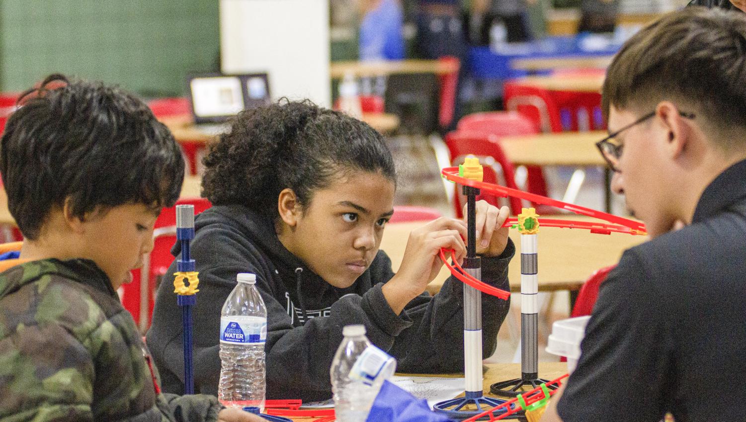 Society of Hispanic Engineers hosts night of science for high school ...