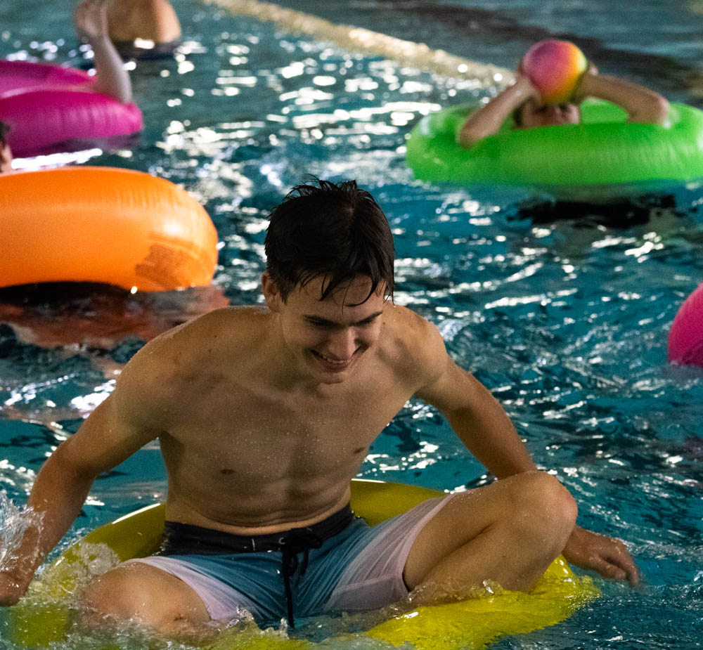 Students enjoy the cool water in the Heskett Center during the first week back to school. Campus Recreation hosted the Beach Party in the Heskett Center, allowing students to swim and hang out in their eight-lane pool on Aug. 23. 