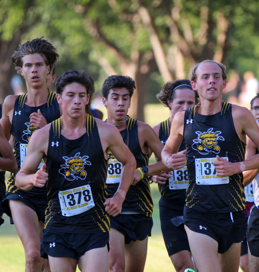 Wichita State runners Jacob Meyers, Zander Cobb, Cesar Ramirez, lestyn Williams and Jackson Caldwell stuck together for the first 3k of the race. lestyn Williams placed first in the Mens 6k.