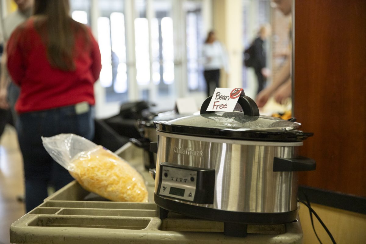 Veteran Students Organization held its first event  of 2024 in the Rhatigan Student Center, offering chili to those passing. Students were able to get a bowl of chili for $3, with the proceeds going to the organization.