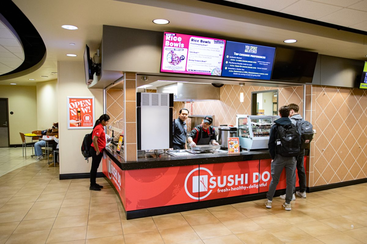 Students check out the new Sushi Do restaurant in the RSC. The restaurant is located between Starbucks and Panda Express.